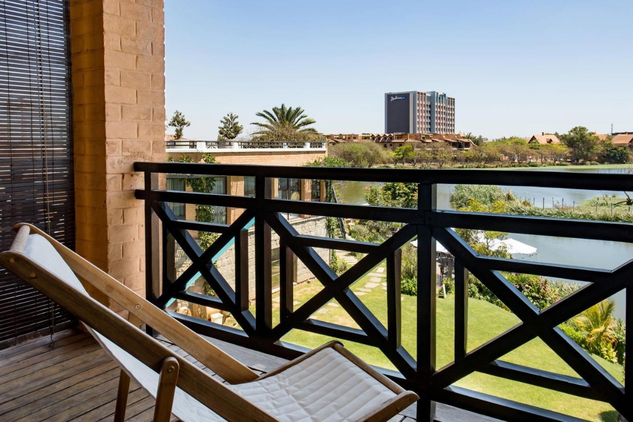 Radisson Hotel Tamboho Waterfront Antananarivo Eksteriør bilde