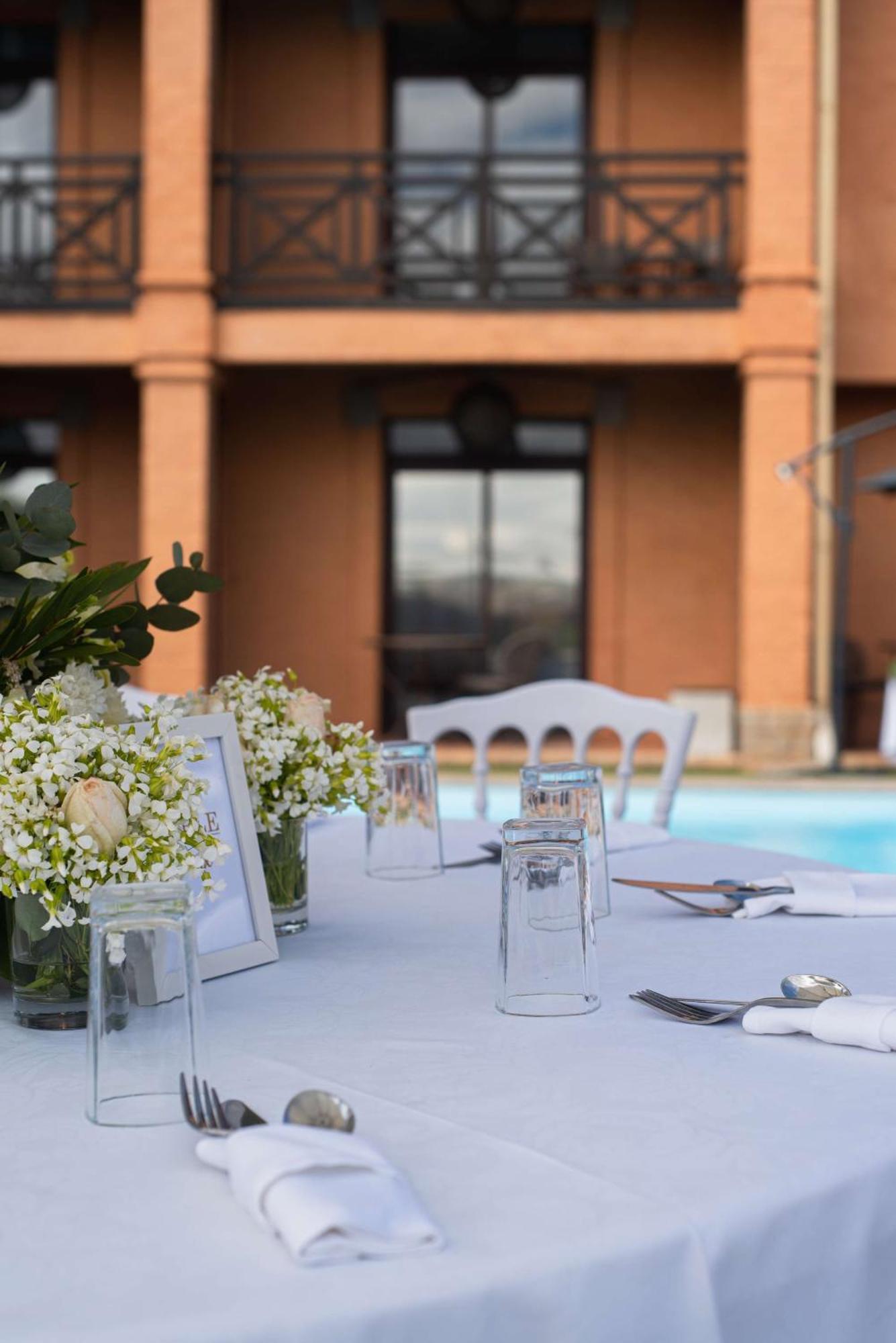 Radisson Hotel Tamboho Waterfront Antananarivo Eksteriør bilde